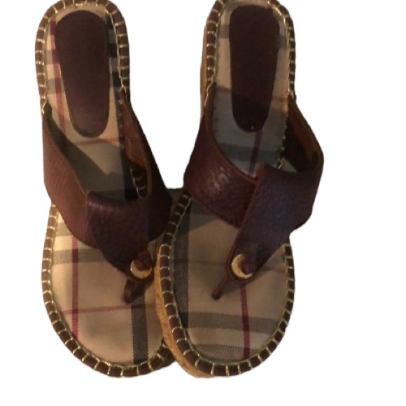 Burberry size 9 brown leather classic wedge heels - Picture 1 of 16